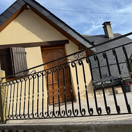 Appartement Boutx 4 Personnes Exterior photo